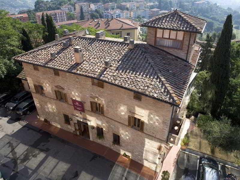 פרוג'ה Hotel Perusia מראה חיצוני תמונה