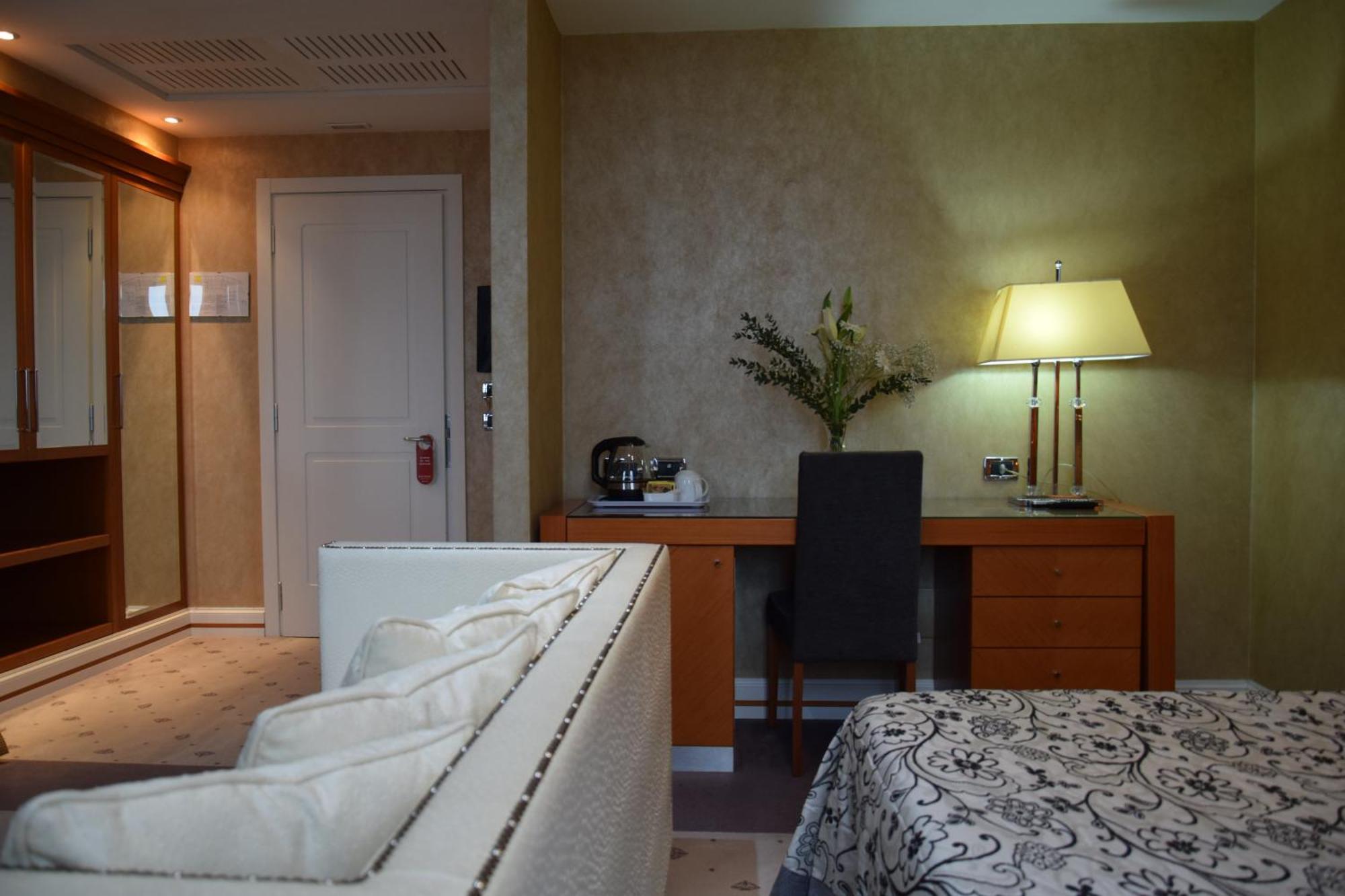פרוג'ה Hotel Perusia מראה חיצוני תמונה