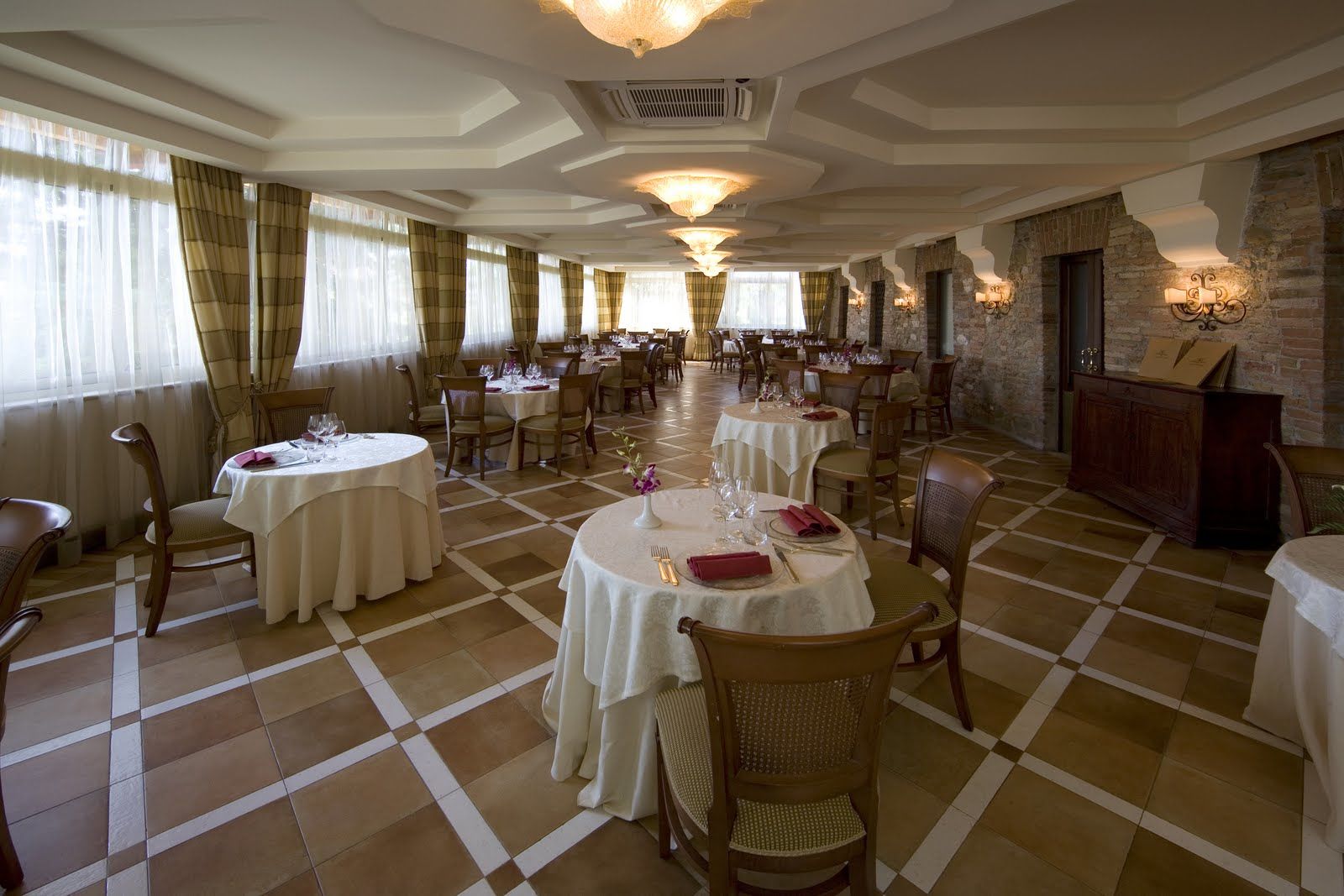 פרוג'ה Hotel Perusia מראה חיצוני תמונה